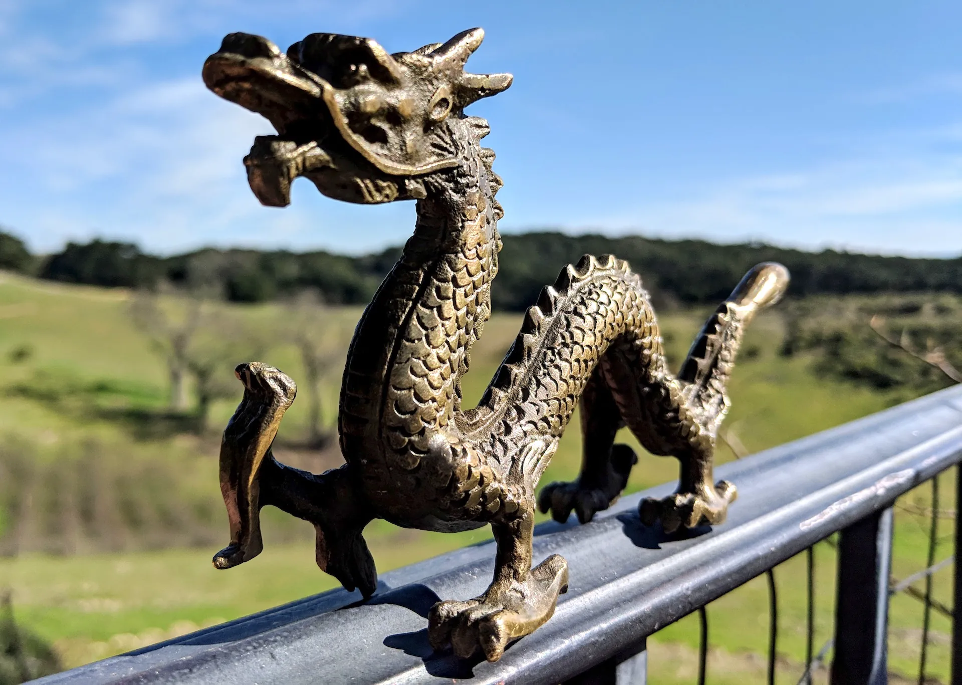 Dragon mini sculpture